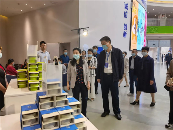 新理念、新時尚、新方式、新感受——德宇集團舉行2022得雨活茶新品發(fā)布推廣會